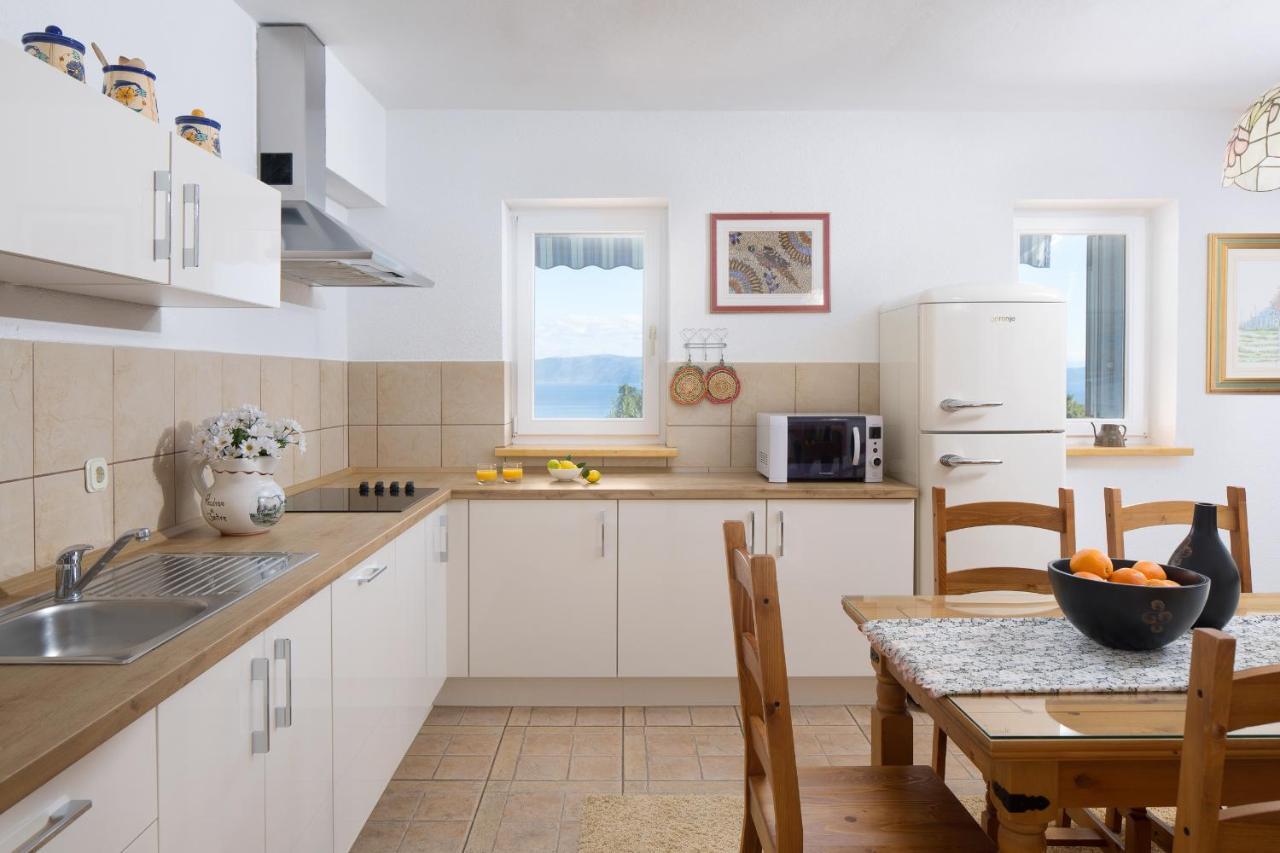 לאבין Villa Bella Vista - Apartments מראה חיצוני תמונה